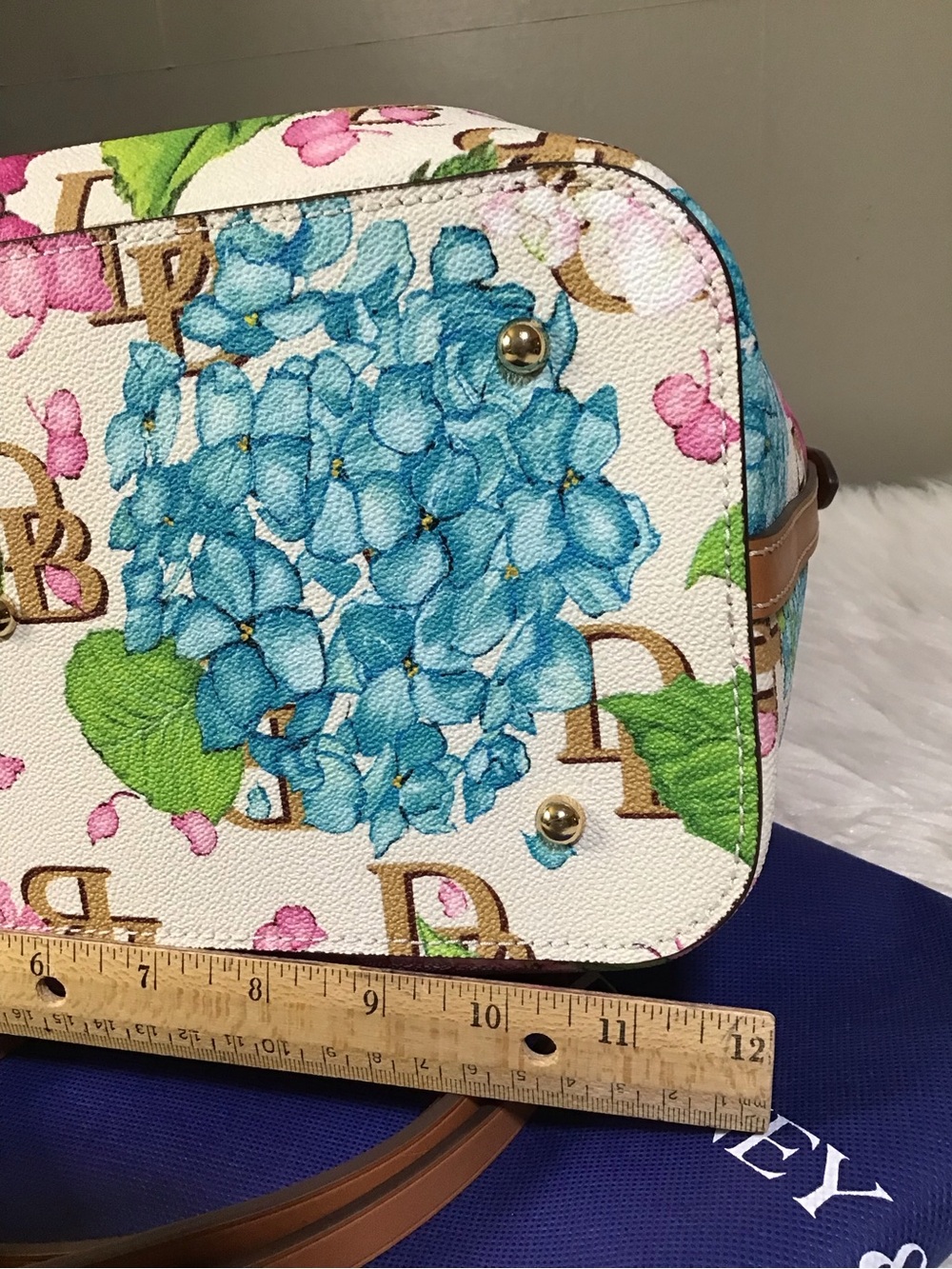 Dooney hydrangea monogram floral satchel Brenna - Picture 8 of 15